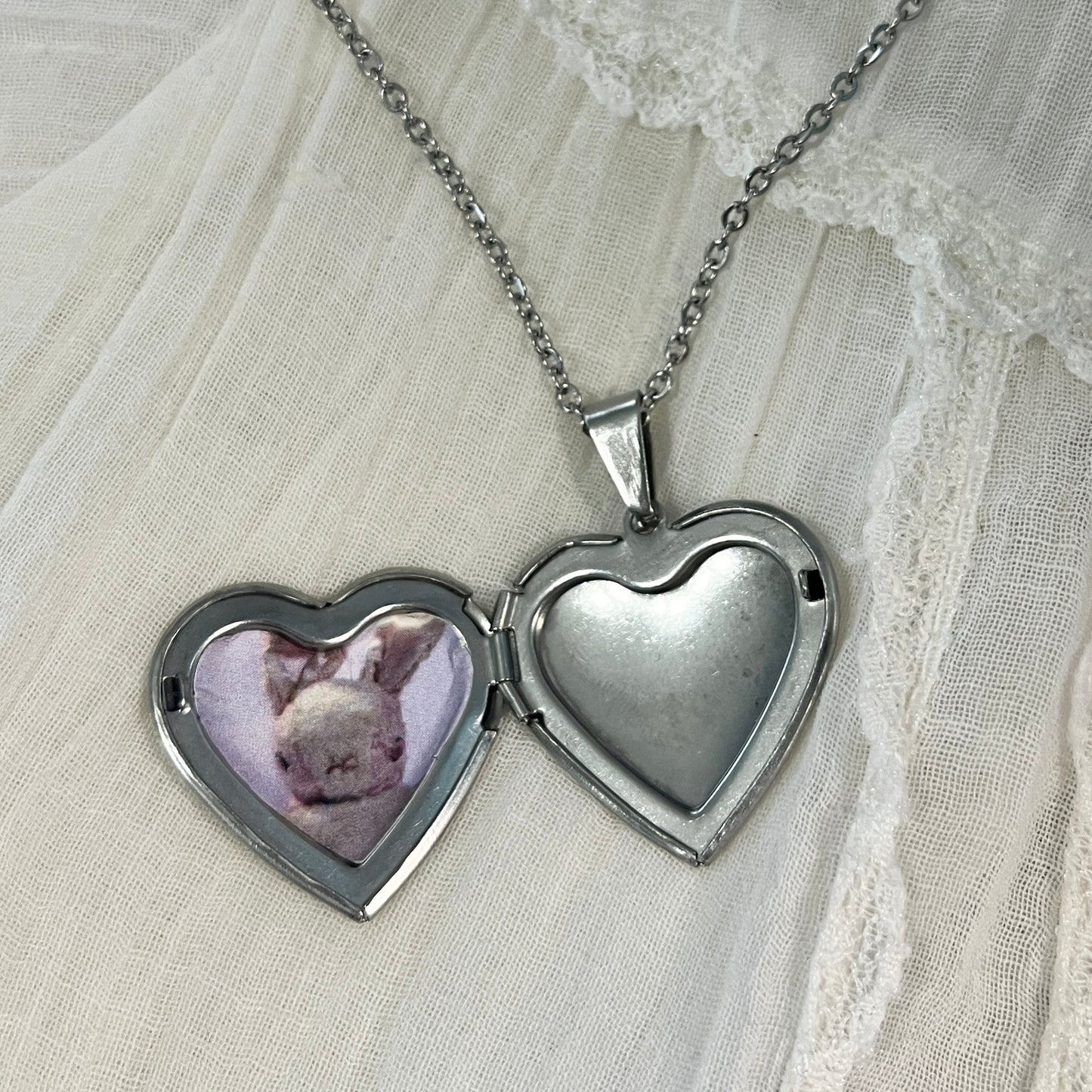 custom locket。.:*