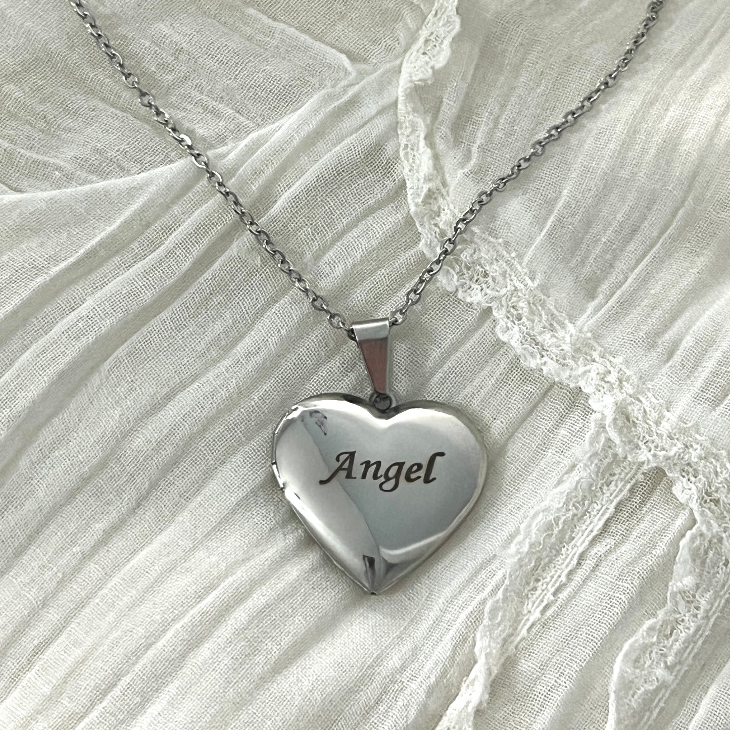 custom locket。.:*