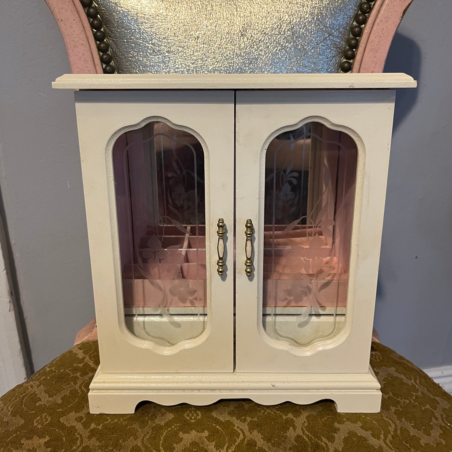jewelry box