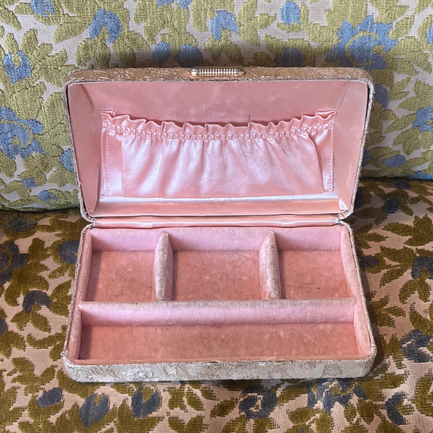 jewelry box