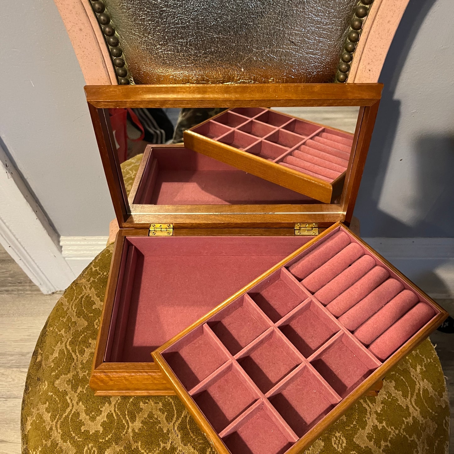 jewelry box