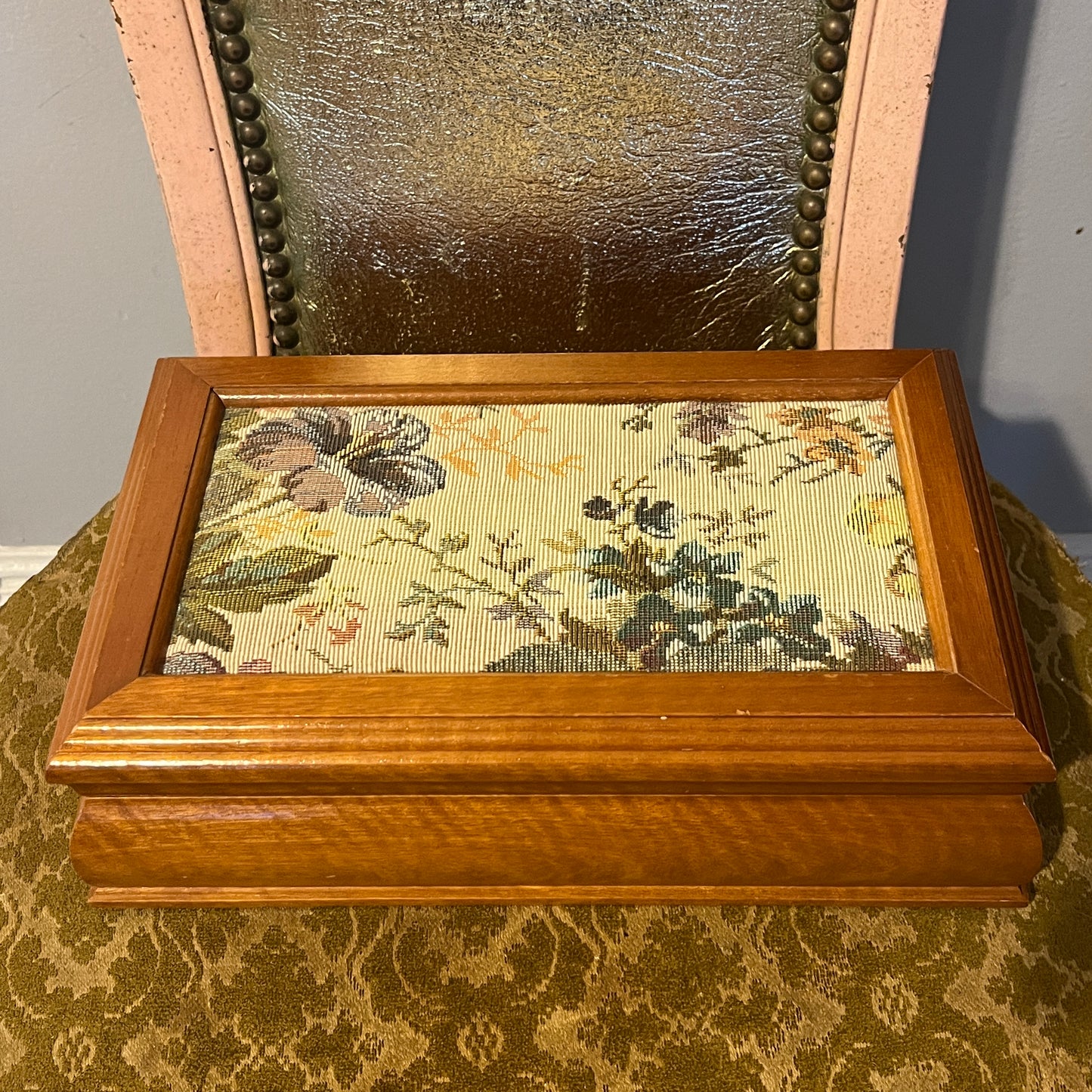 jewelry box