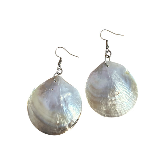 shell earrings